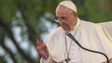 Imagem de Vaticano pede diálogo para evitar os «horrores da guerra»