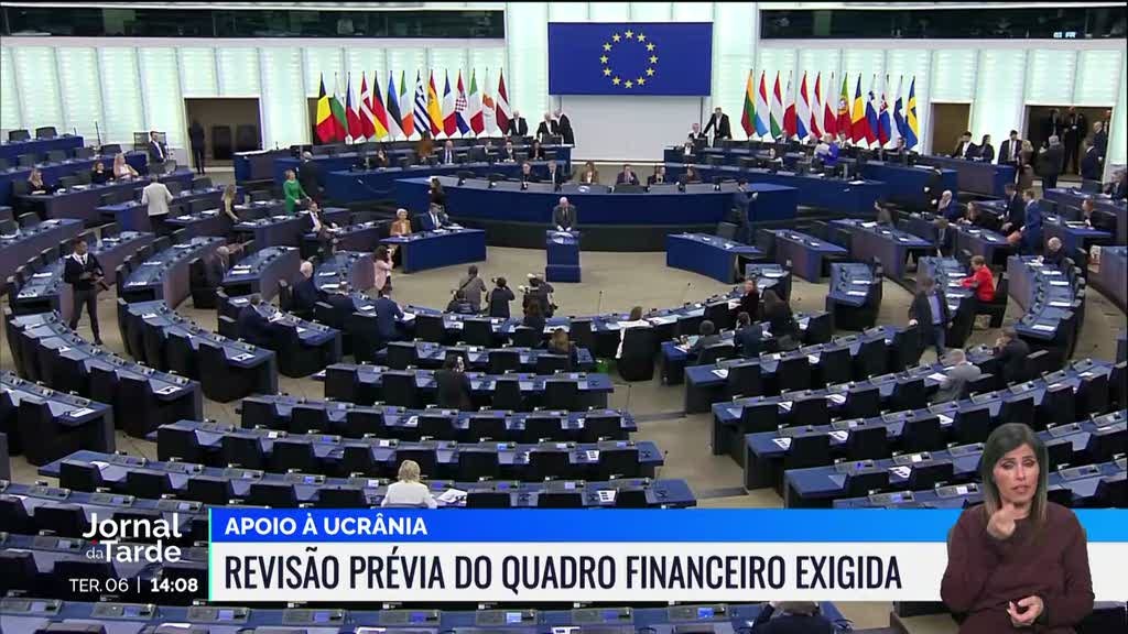 UE chegou a acordo sobre ajuda financeira de 50 mil milhões de euros à Ucrânia