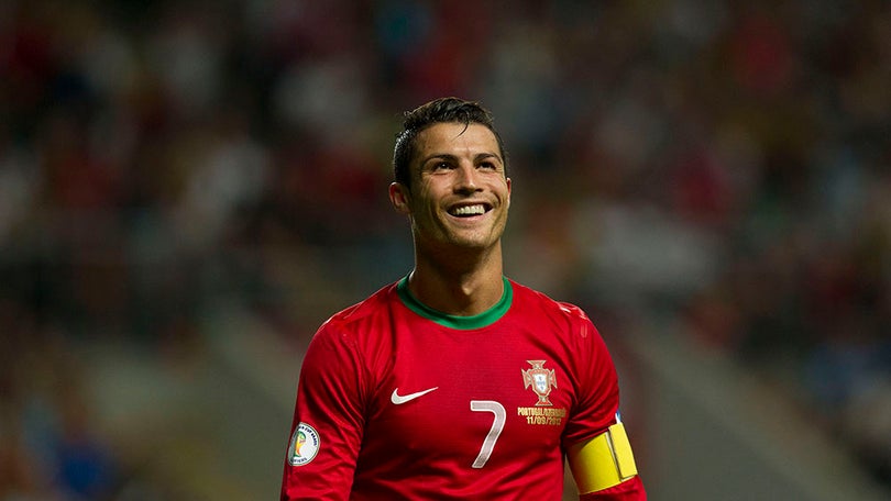 Imagem de Cristiano Ronaldo entre os primeiros nomeados para a Bola de Ouro