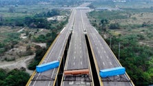 Imagem de Mantém-se o bloqueio à entrada da ajuda humanitária à Venezuela