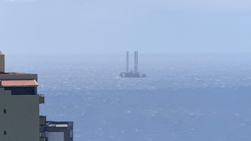 Mau tempo altera rota de uma plataforma petrolífera para a Madeira