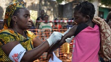 Imagem de Congo declara fim de epidemia de sarampo que matou 7.000 crianças em 25 meses