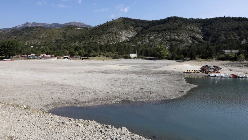 Grande parte de França em alerta devido à seca prolongada