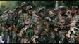 Imagem de Militares entregam petição na Assembleia da República