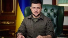 Imagem de Zelensky apela ao esforço de todos para vencer um único homem