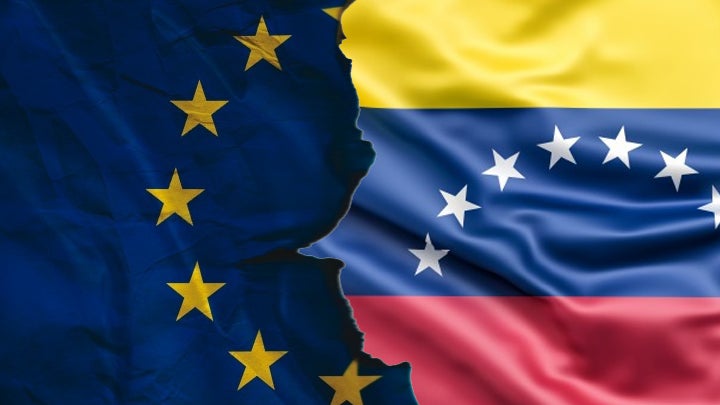 Imagem de União Europeia alarga lista de sanções  a responsáveis da Venezuela