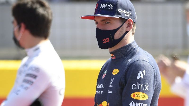 Imagem de Verstappen diz estar «bem» após acidente em que Hamilton foi «desrespeitoso»