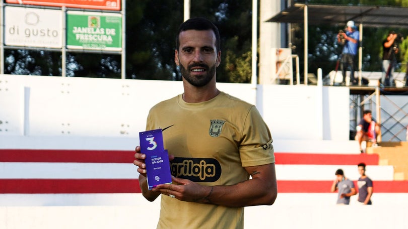 Alex Freitas renova com o Torreense