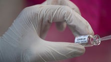 Imagem de Covid-19: Brasil vai produzir vacina desenvolvida pela Universidade de Oxford