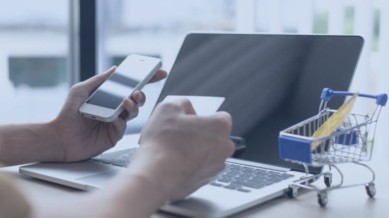 Imagem de Mais de metade dos jovens compra falsificações online
