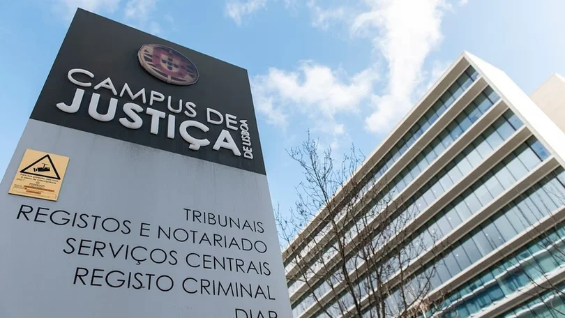 Greve dos funcionários judiciais com 90% de adesão no primeiro dia