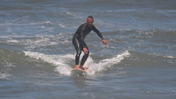 Imagem de Machico recebe formação em surf e salvamento
