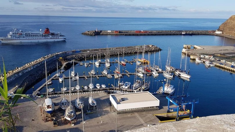 Imagem de Açores registaram hoje 696 novos casos