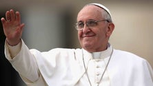 Imagem de Papa apela aos jovens para reagirem «à tendência de permanecer indiferentes»