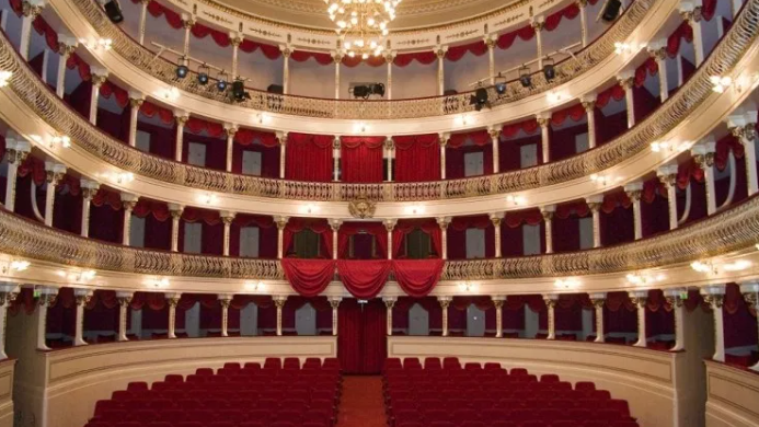 Teatro no Funchal prepara espetáculo baseado em histórias da população mais envelhecida