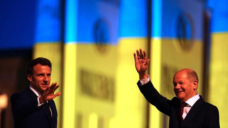 Macron e Scholz pediram libertação dos combatentes de Azovstal