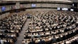 Imagem de Bruxelas suspende acordos com investigadores russos e apoia alunos ucranianos