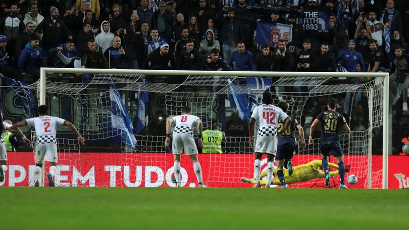 Imagem de Porto vence no Bessa e repõe seis pontos de vantagem para o Sporting