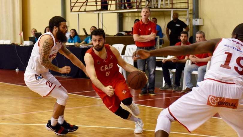 Imagem de Mário Fernandes renovou pelo CAB Madeira para a nova temporada