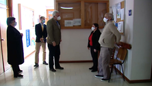 Imagem de Artur Lima escreve ao Ministro dos Negócios Estrangeiros sobre as vacinas americanas (Vídeo)