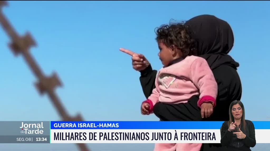 Gaza. Há milhares de palestinianos concentrados junto à fronteira de Rafah