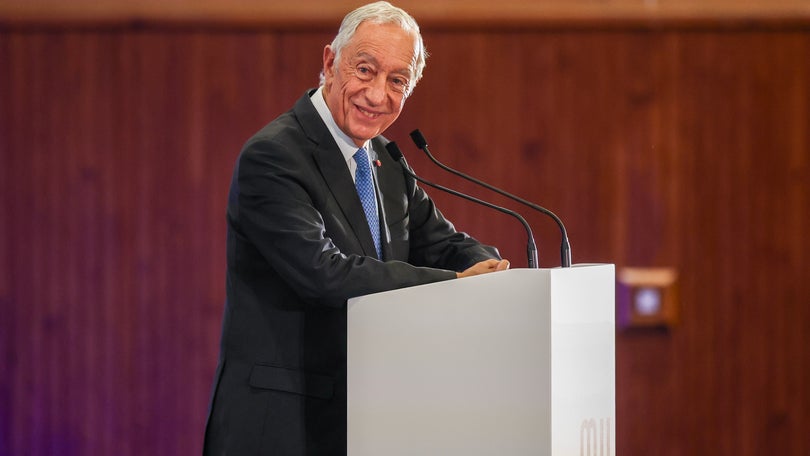 Imagem de Marcelo promulga subsídio de desemprego para vítimas de violência doméstica