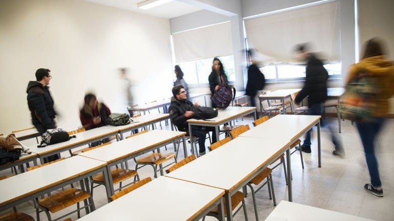 Imagem de Covid-19: Europa marca regresso a aulas presenciais para setembro com preocupações