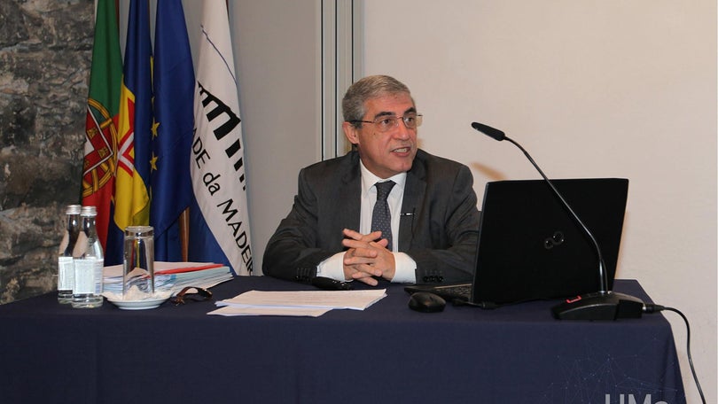 Imagem de Reitor da Universidade da Madeira reeleito