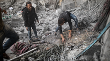 Imagem de Ataque israelita mata jornalista e mais de 40 familiares em Gaza