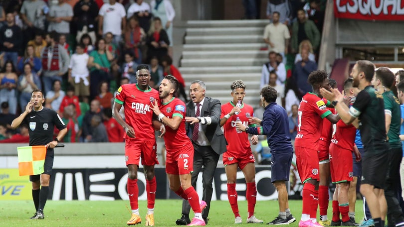 Imagem de Marítimo despromovido para a II Liga de Futebol