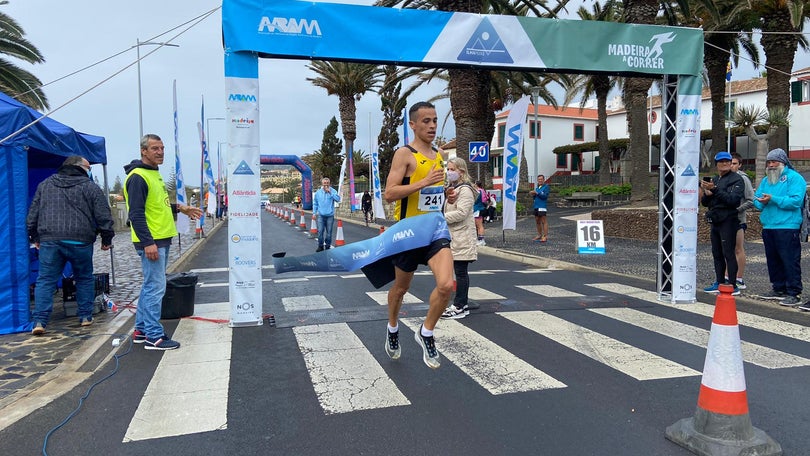 Edwin Nunes venceu a meia maratona do Porto Santo