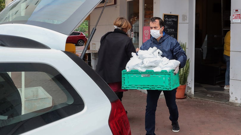 Imagem de Funchal fornece refeições a 43 pessoas afetadas pelo confinamento