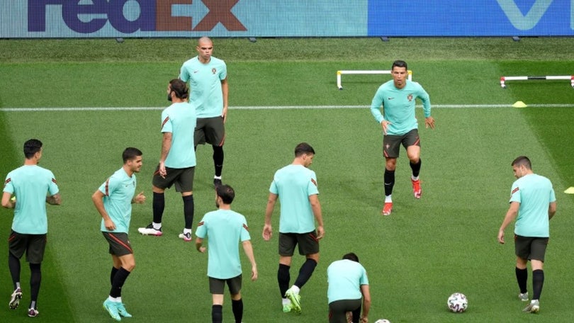 Imagem de Portugal com resultados negativos à Covid