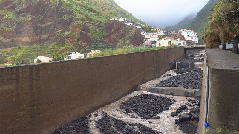 Obras na ribeira da Madalena do Mar começam no verão e vão custar quase 7 milhões de euros