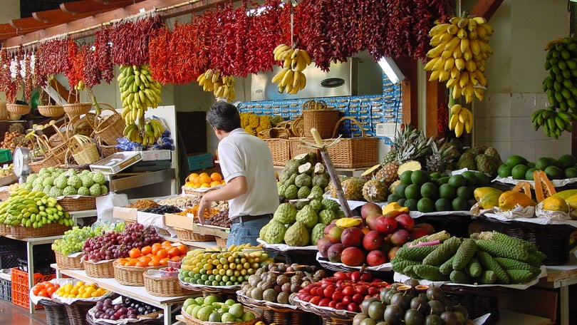 Mercado dos Lavradores foi alvo de uma operação fiscalização