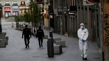 Imagem de Covid-19: Espanha com 3.715 novos casos, número mais alto desde final de maio
