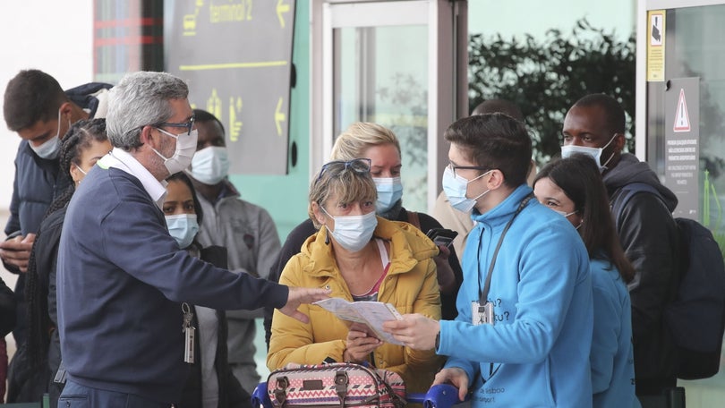 Imagem de Incidência aumenta e transmissibilidade baixa para 1,09