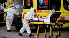 Imagem de Covid-19: Espanha com máximo diário de 23.580 novos casos