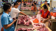 Imagem de Covid-19: China restringe importações de carne alegando surtos em matadouros