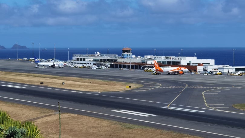 Vento forte cancela quatro voos na Madeira