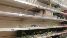 COVID-19 desencadeia corrida aos supermercados nos Açores (Som)
