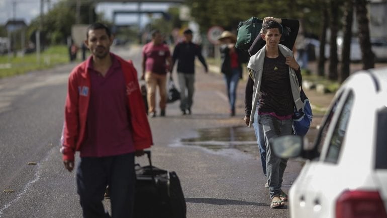 Imagem de ONG portuguesa pede apoio para acolher emigrantes portugueses na Venezuela