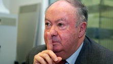 Imagem de Alberto João Jardim responde a Sérgio Marques