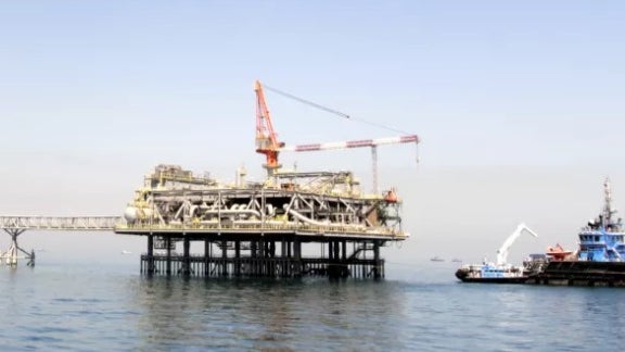 Imagem de Petróleo atinge valor mais alto de três anos