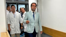 Imagem de Miguel Albuquerque deu parabéns a Tony Carreira (vídeo)