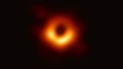 Imagem de Cientistas revelam primeira imagem de sempre de um buraco negro