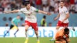 Imagem de Lewandowsk ajuda Polónia a bater a Arábia Saudita