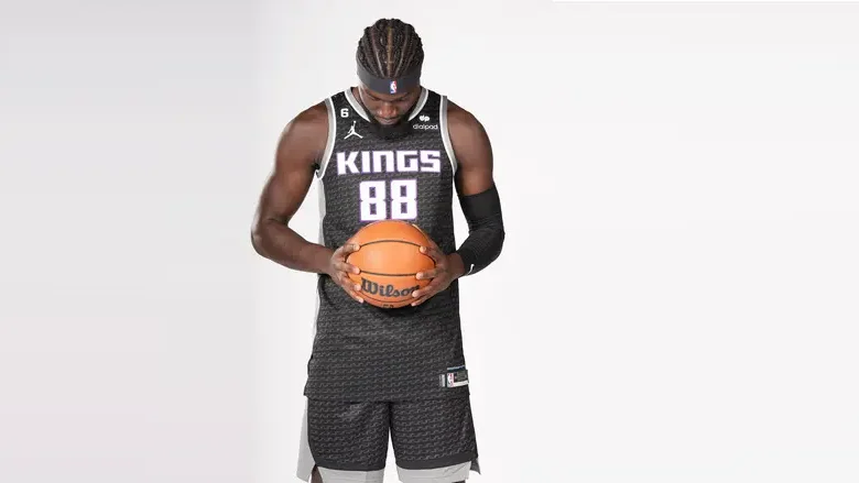 Imagem de Primeiro português na NBA dispensado pelos Sacramento Kings