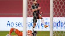Imagem de Benfica vence em Braga
