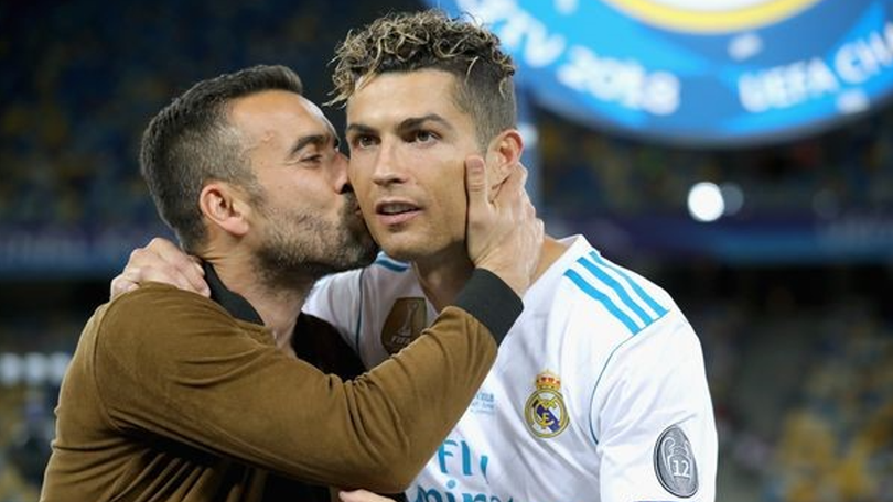Imagem de Espanhóis garantem rotura entre CR7 e Mendes com Ricardo Regufe pelo meio